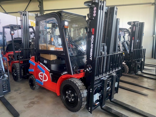 EFL303-B met cabine | Heftruck - Heftruck ep efl303 b nr 1715 1 - 1001304-1715