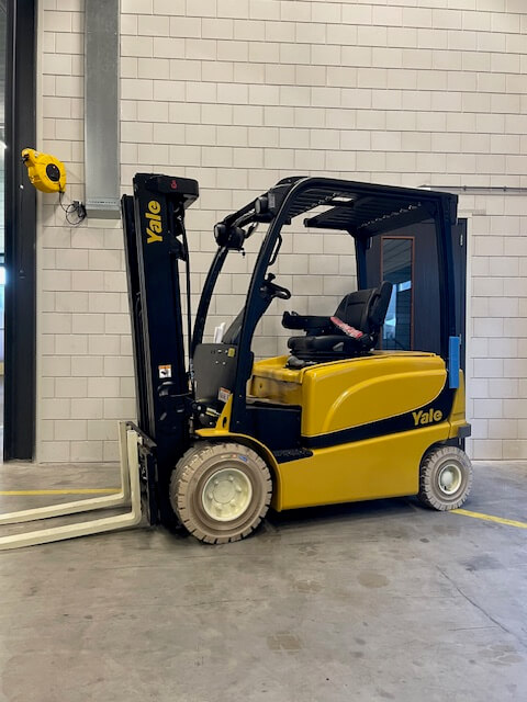 Yale ERP25VL | Heftruck - Heftruck yale erp25vl nr 1379 1 - 100920-1379