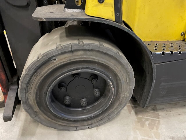 Hyster J3.5XN | Heftruck - Hyster j35xn banden voor nr 1230 1231 1234 - 100362-1230