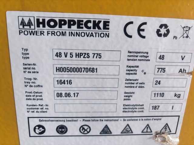 Yale MR14 | Reachtruck - Typeplaat batterij nr 1025 - 100970-1025